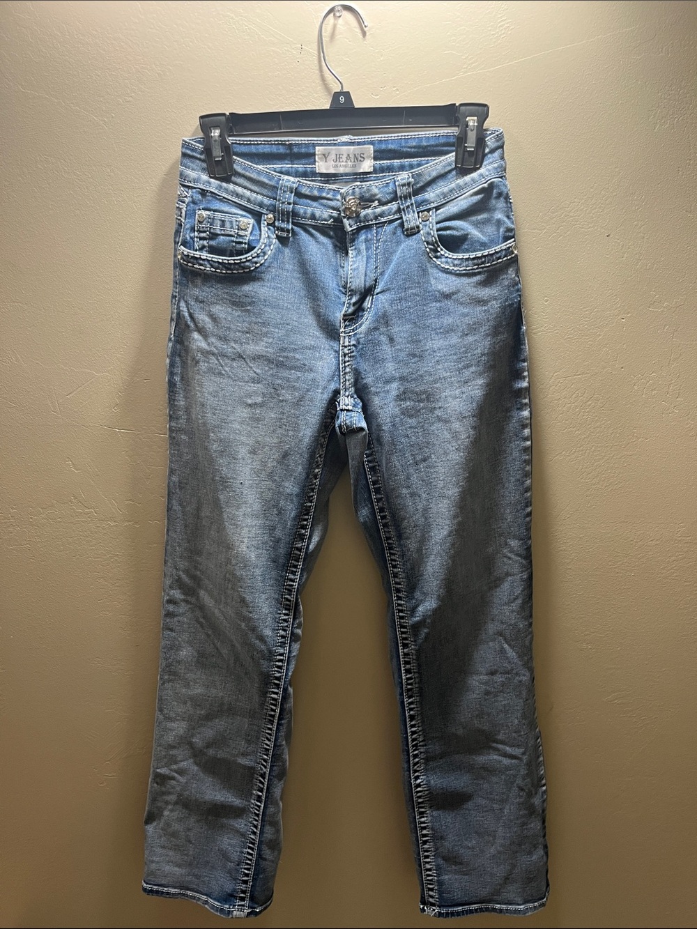 Women's Straight Leg Jeans in Light Blue